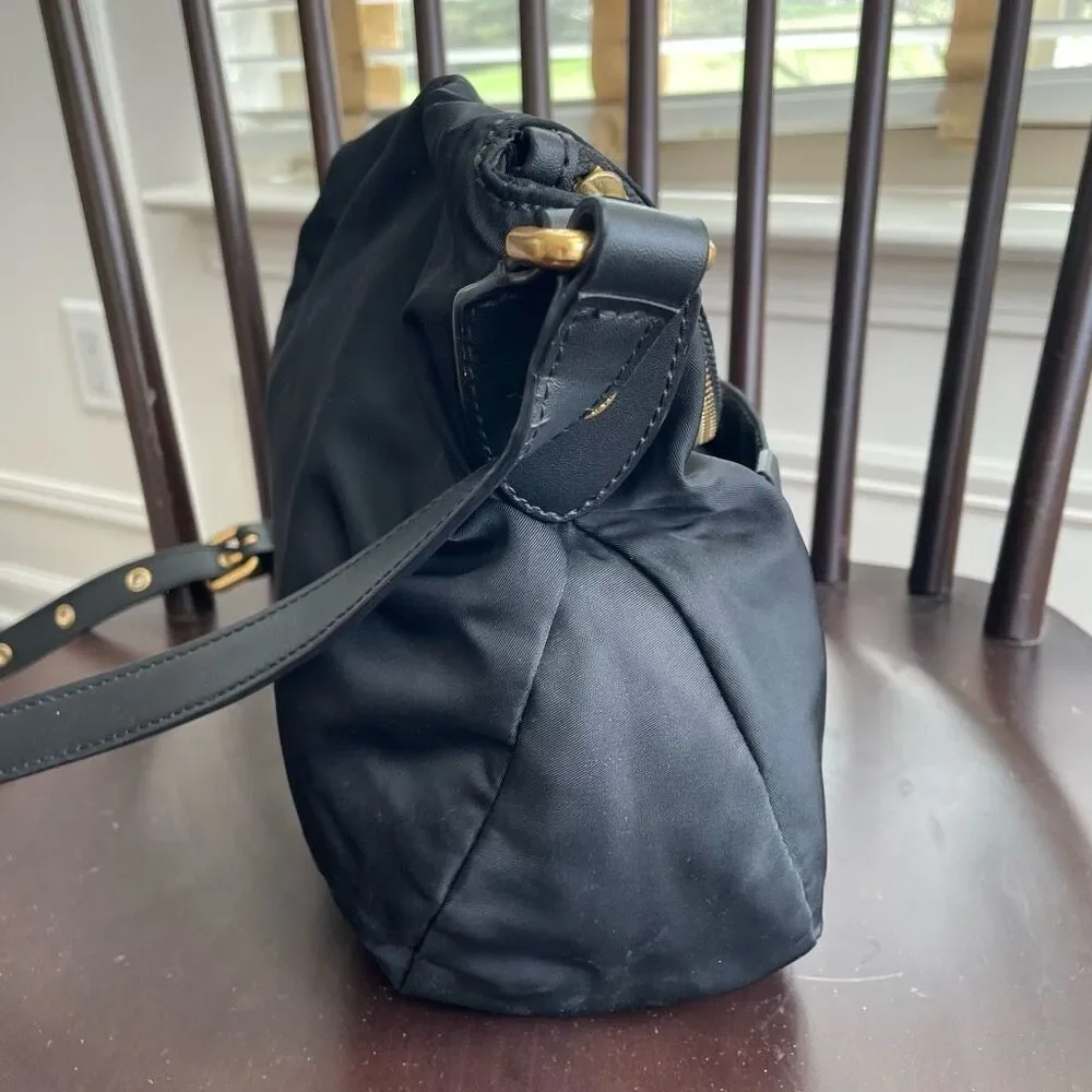 Marc Jacobs Preppy Nylon Messenger Bag Black Gold $200